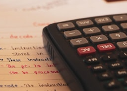 Calculatrice et documents financiers